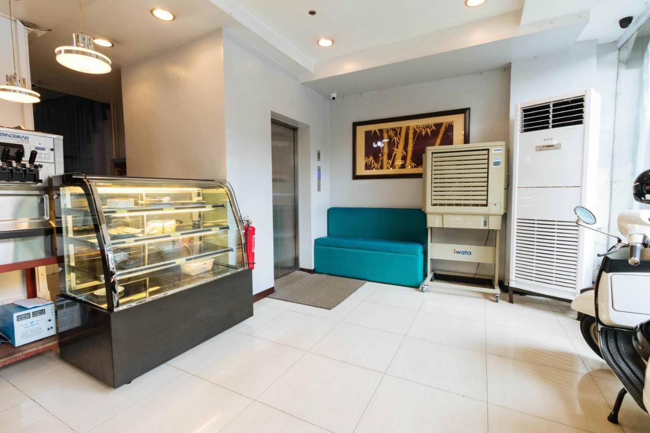 Reddoorz Plus @ Tayuman Manila Exterior foto