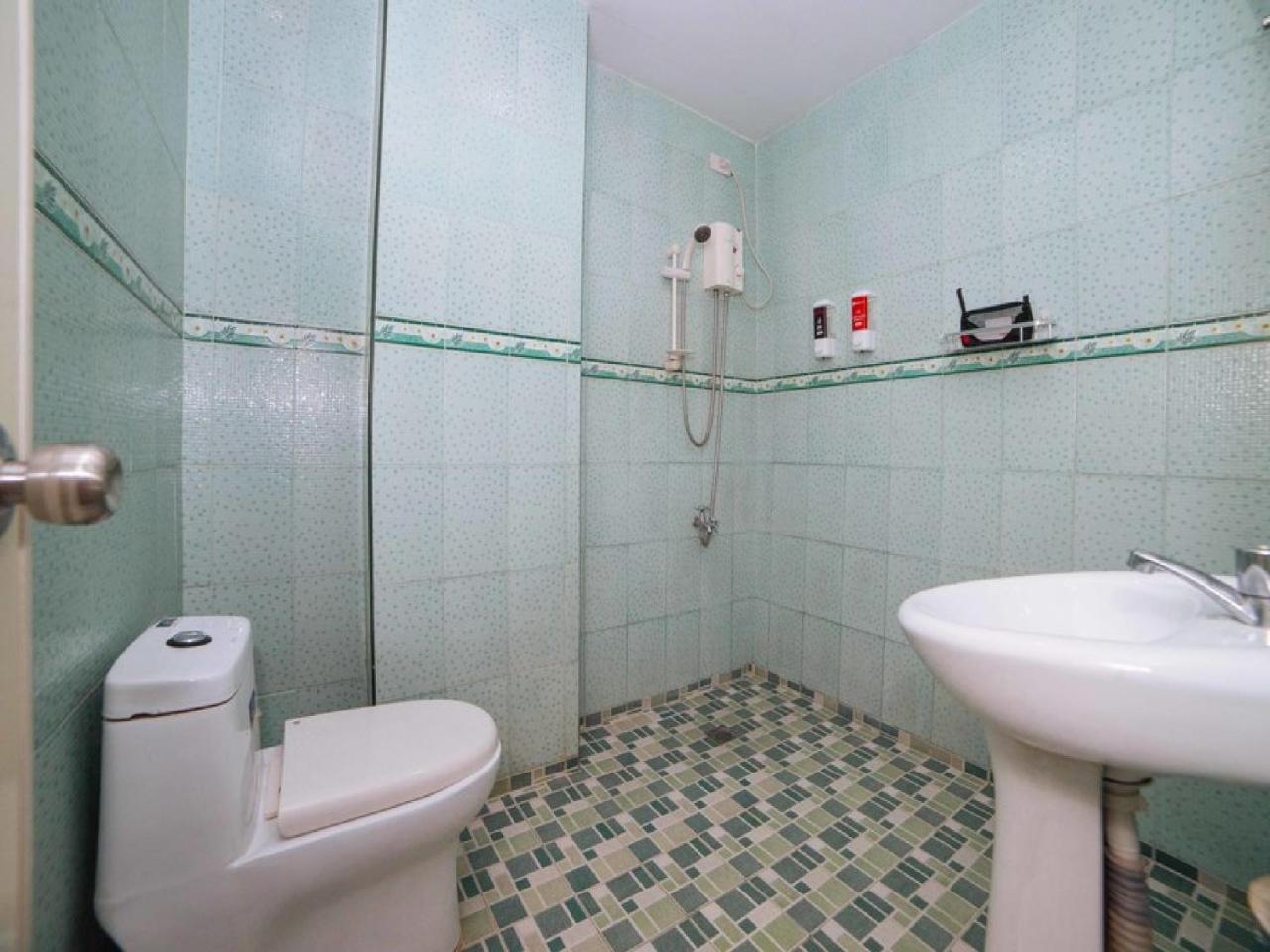 Reddoorz Plus @ Tayuman Manila Exterior foto