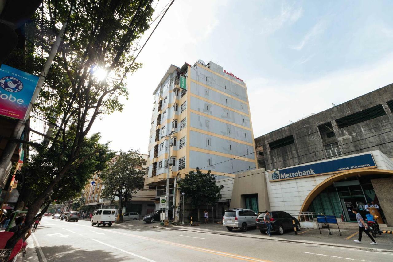 Reddoorz Plus @ Tayuman Manila Exterior foto